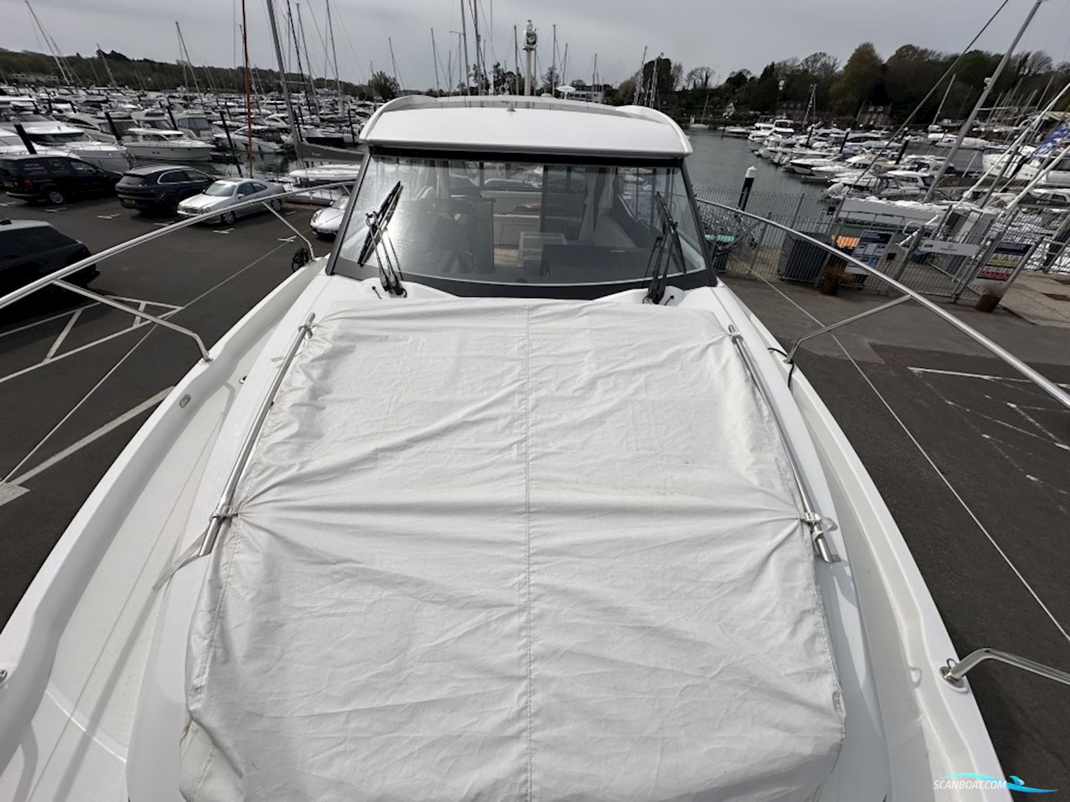 Jeanneau NC 37