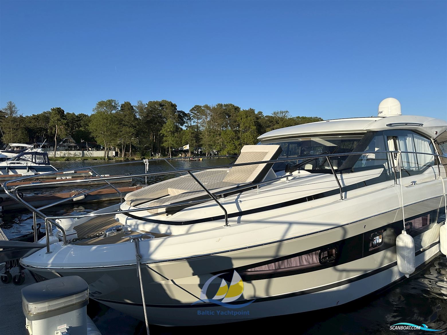 Jeanneau NC 37