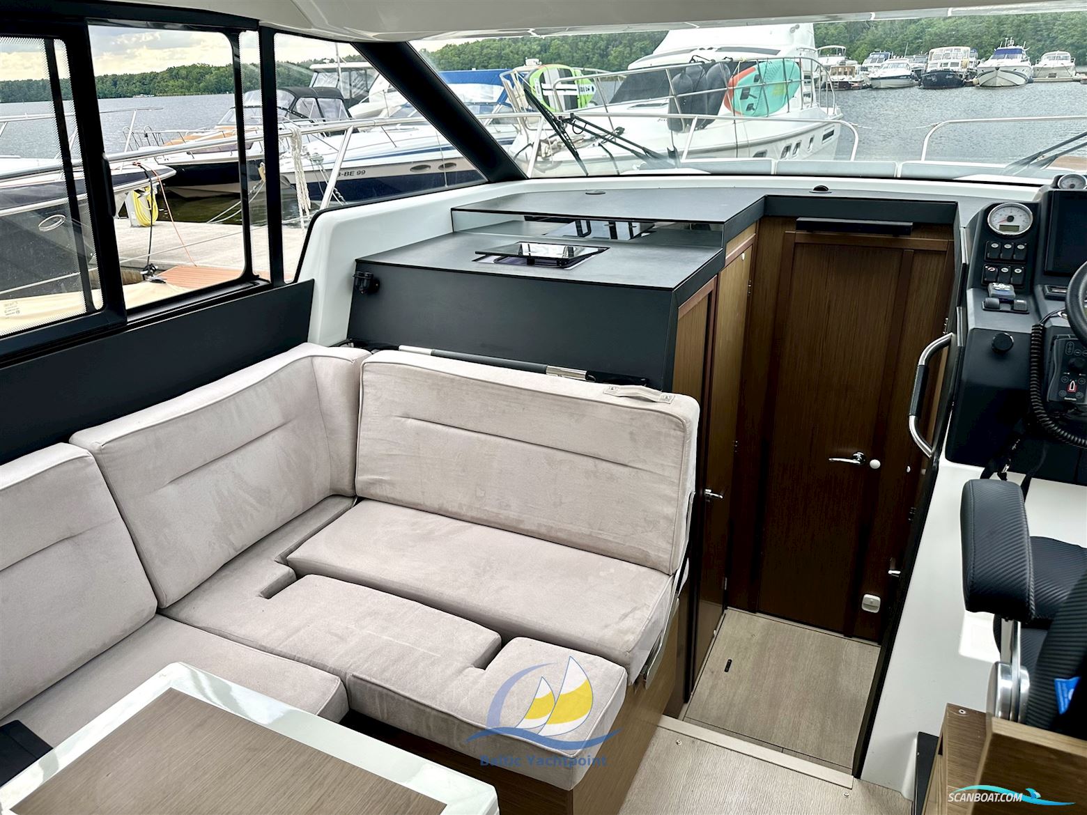 Jeanneau NC 37