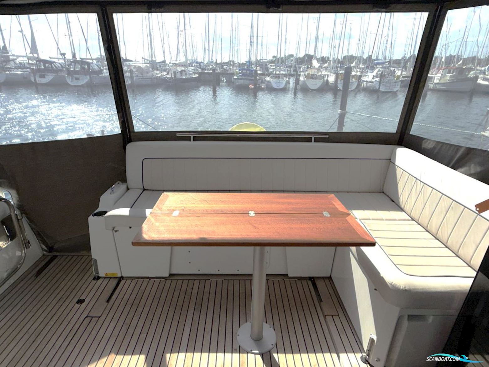 Jeanneau NC 37