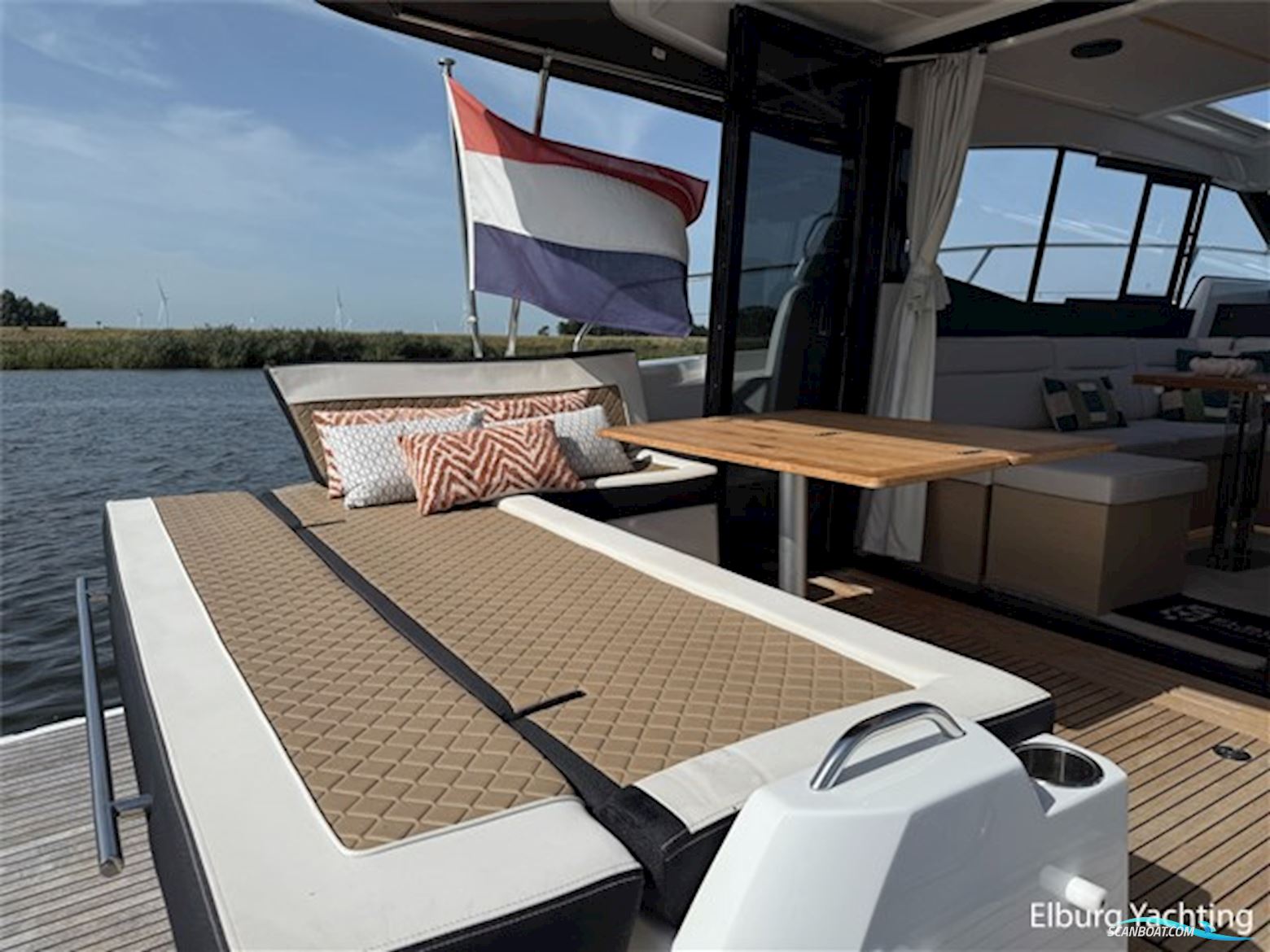 Jeanneau NC37