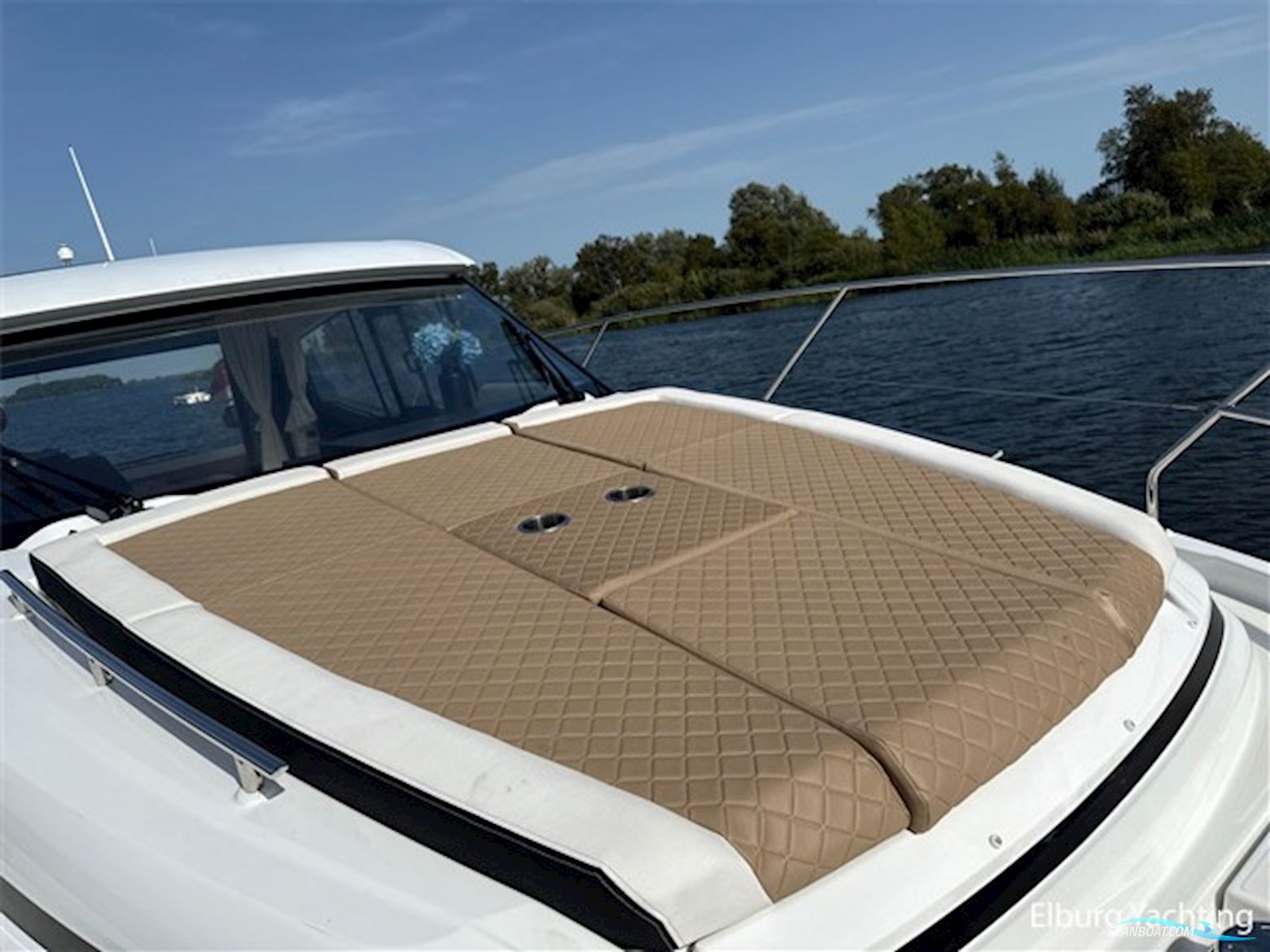 Jeanneau NC37