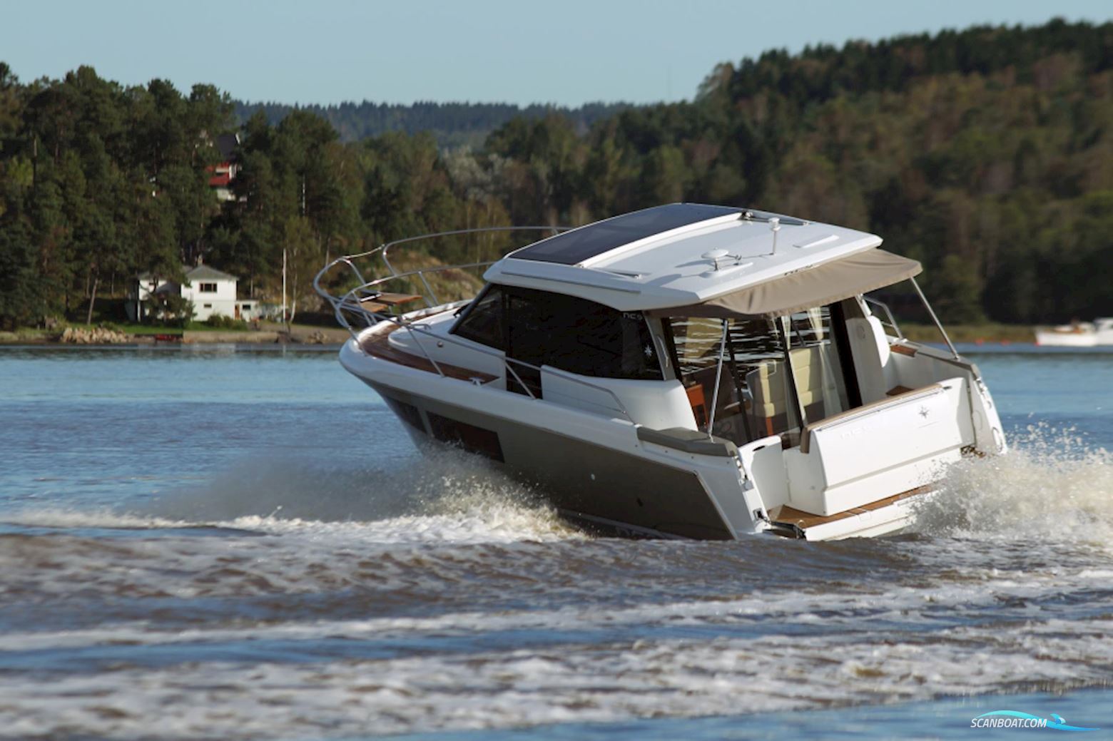 Jeanneau NC9 Motorboot 2016, mit Volvo Penta motor, Niederlande