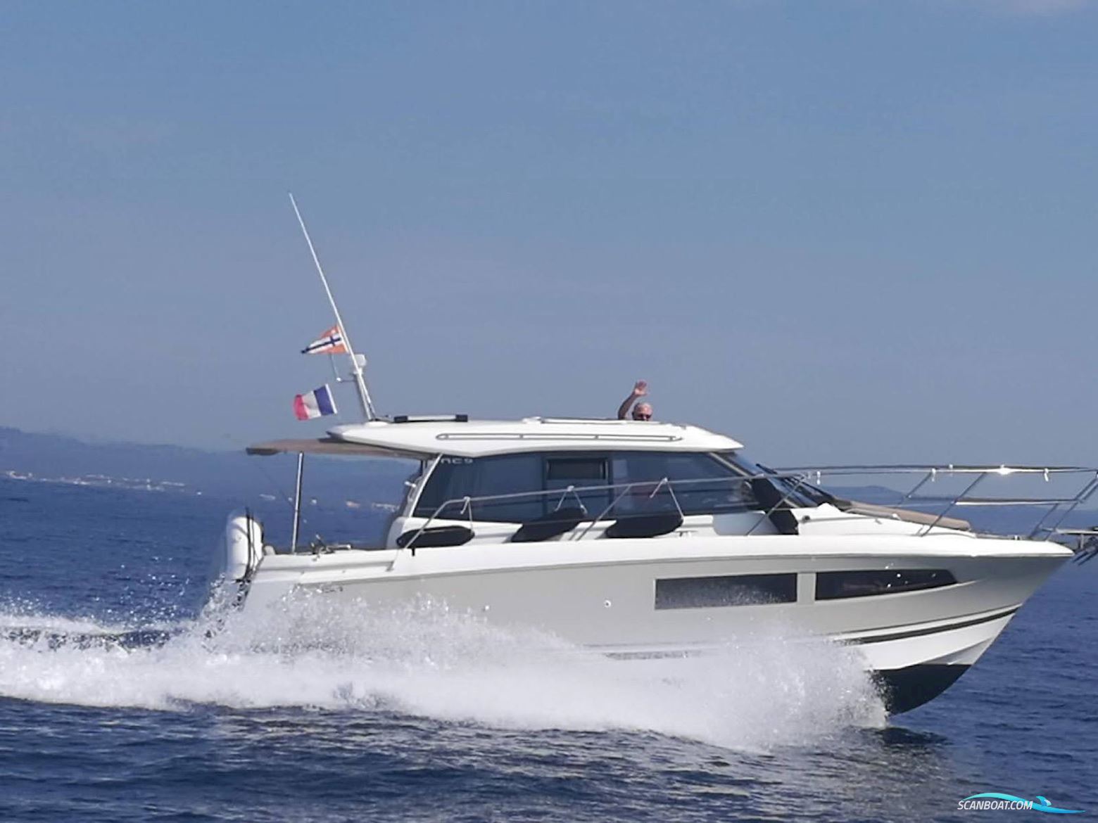 Jeanneau NC9 Motorboot 2017, mit VOLVO motor, Frankreich