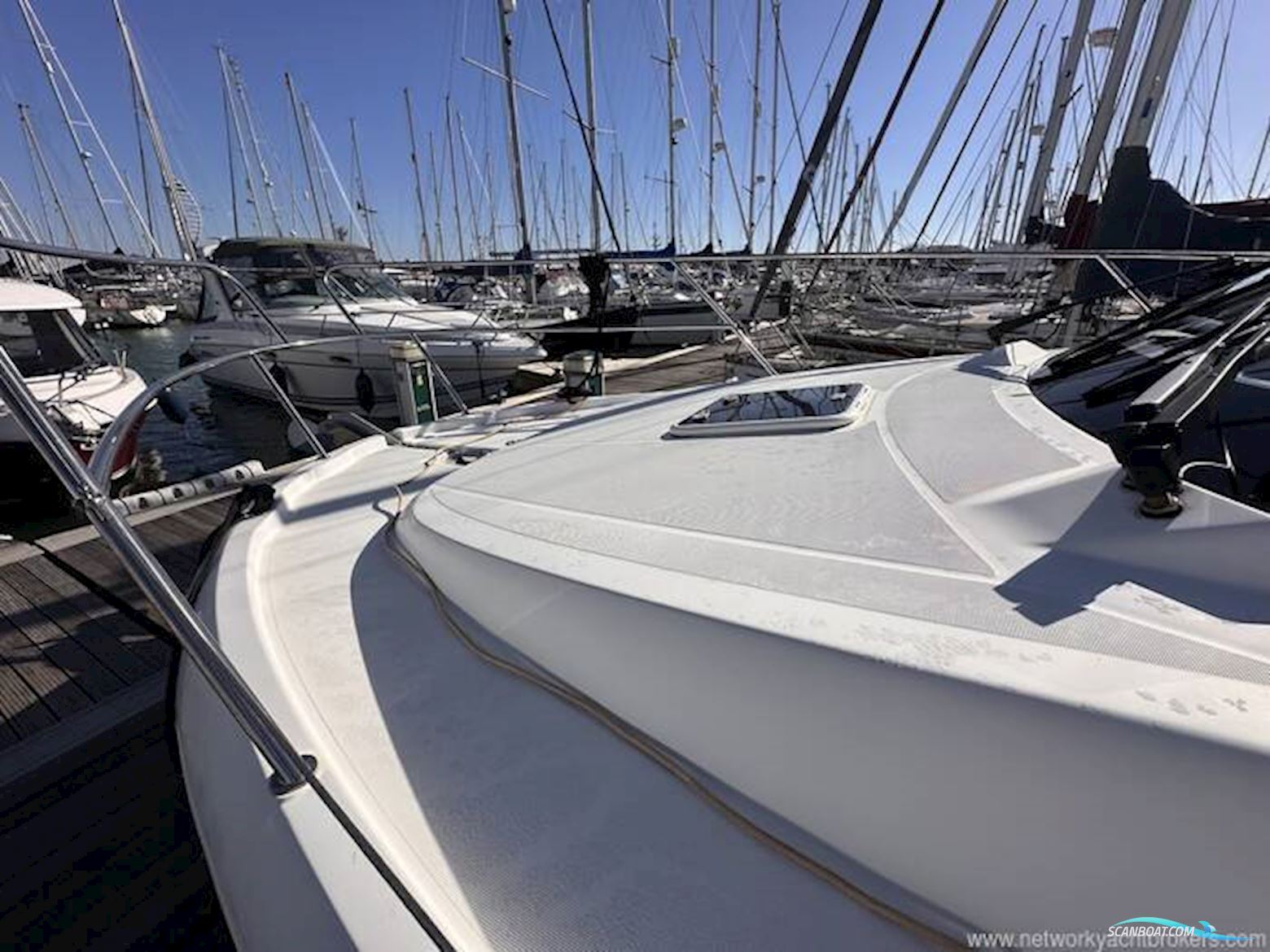 Jeanneau NC9