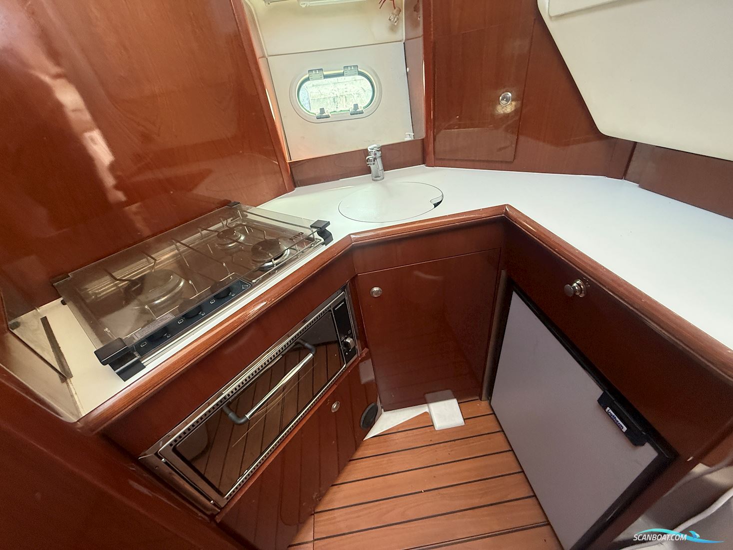 Jeanneau Prestige 32 Fly