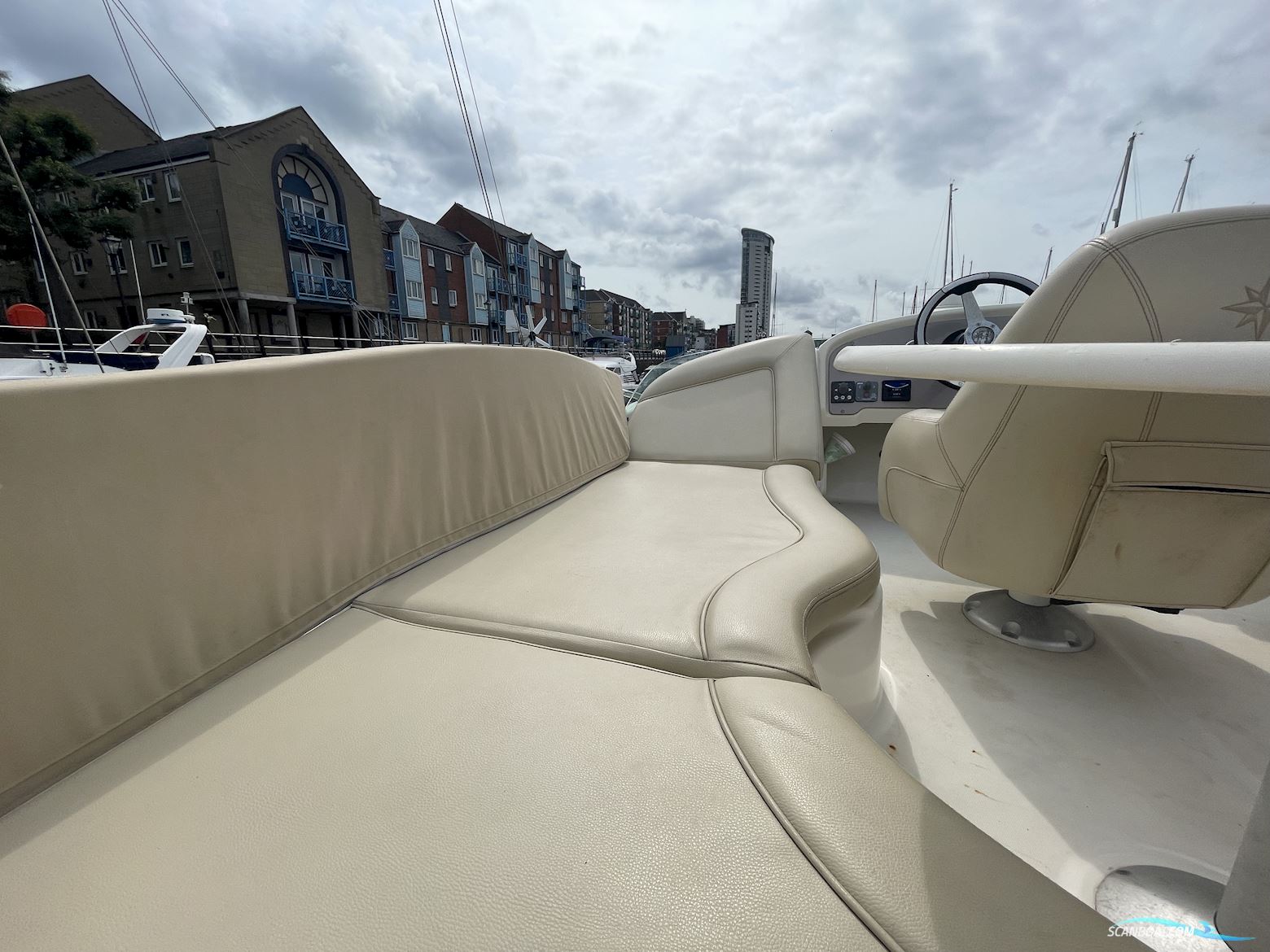 Jeanneau Prestige 32