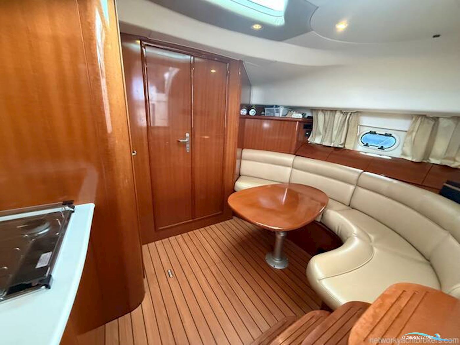 Jeanneau Prestige 34 S Hardtop