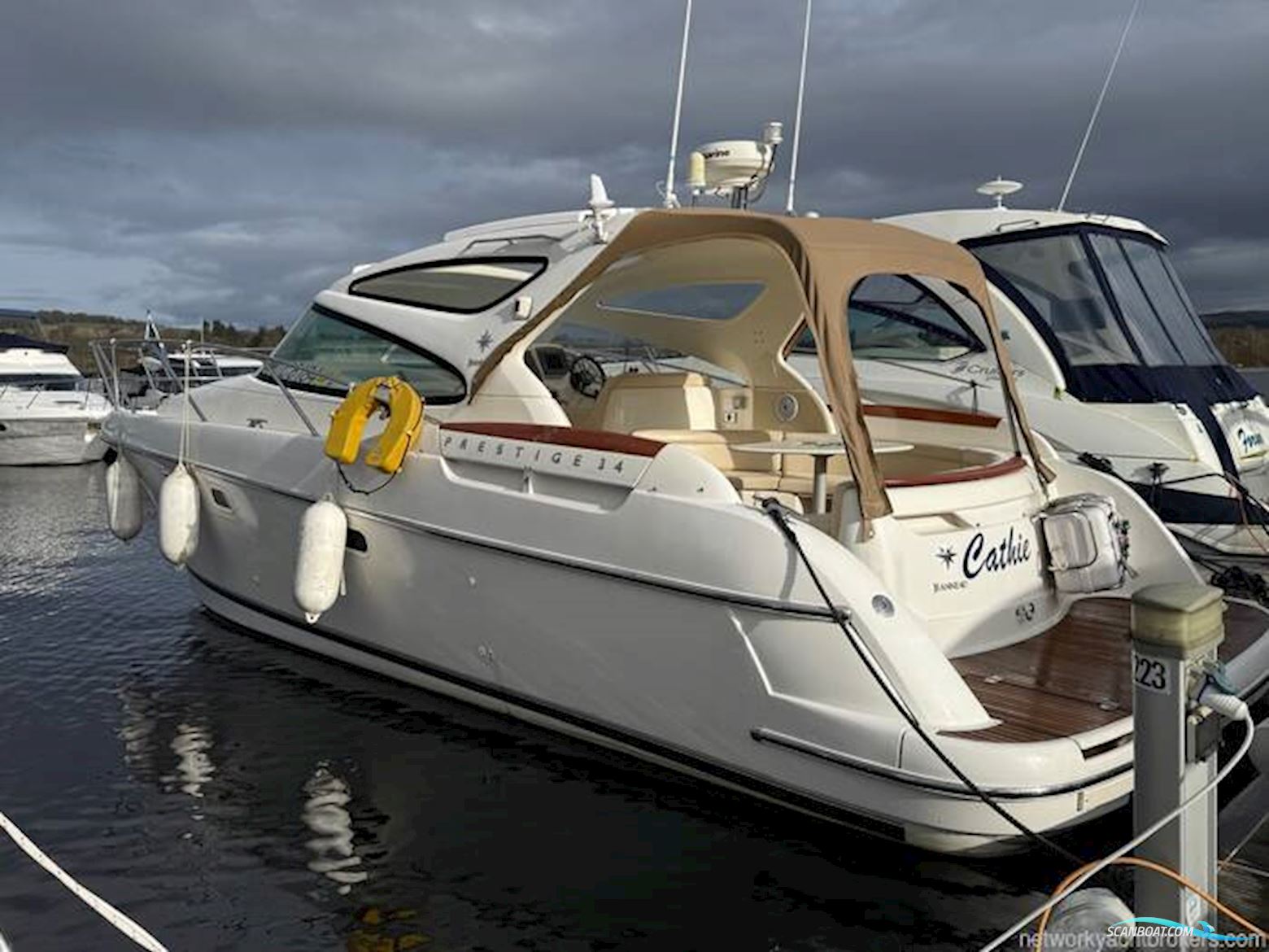Jeanneau Prestige 34 S Hardtop