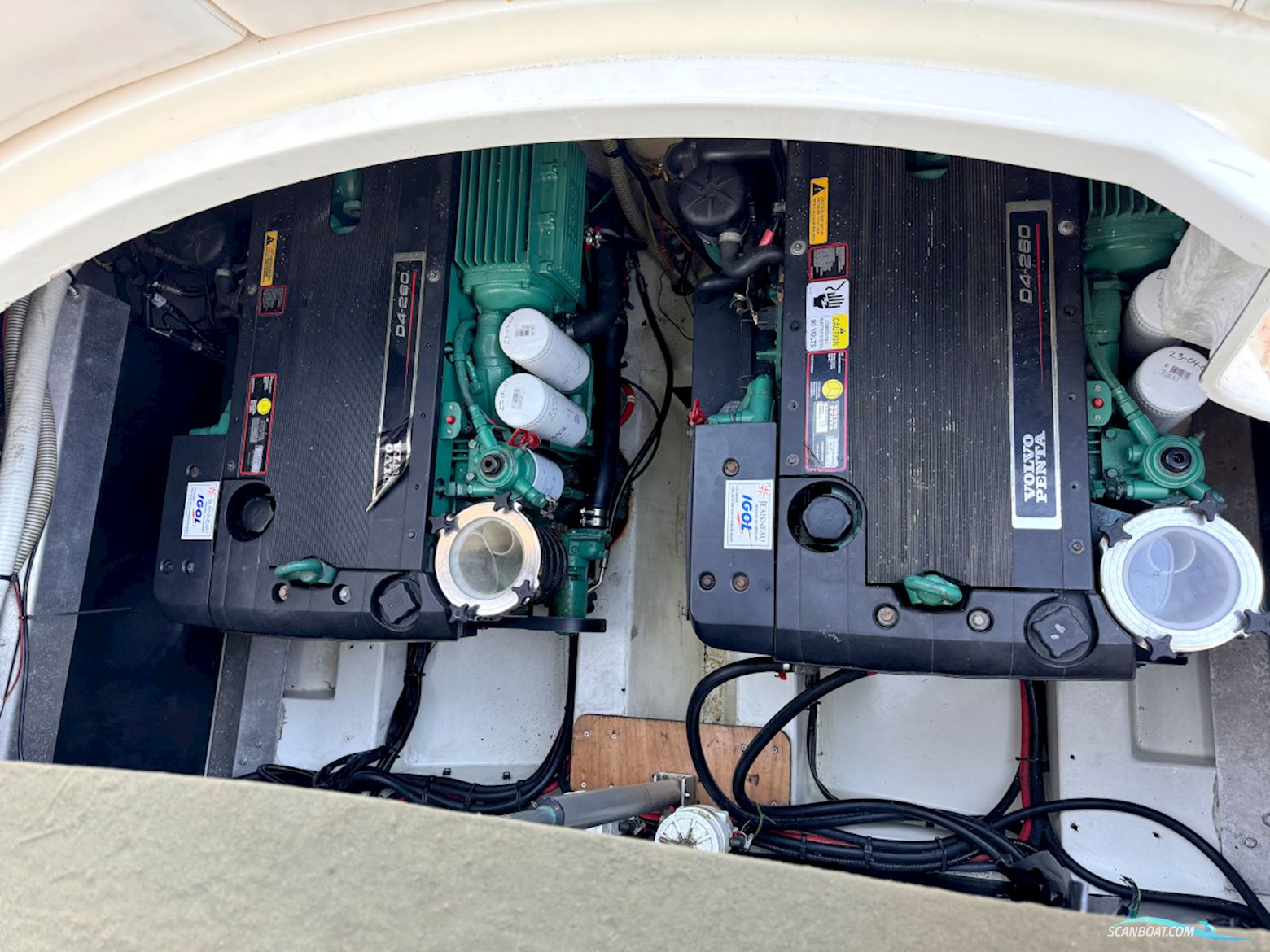 Jeanneau Prestige 34S Volvo Penta D4-260 Evc