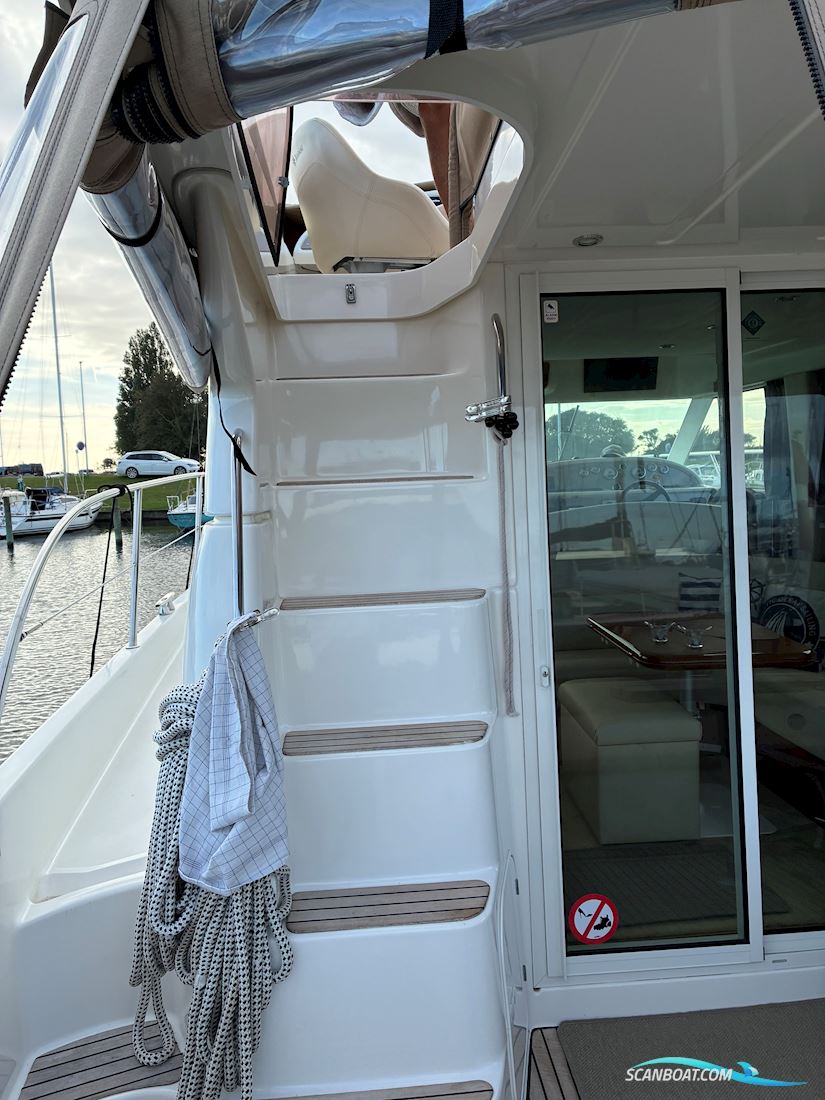 Jeanneau Prestige 36 fly