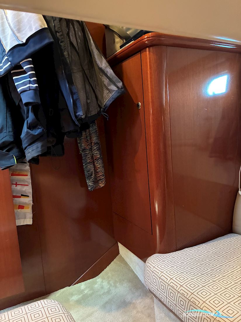 Jeanneau Prestige 36 fly