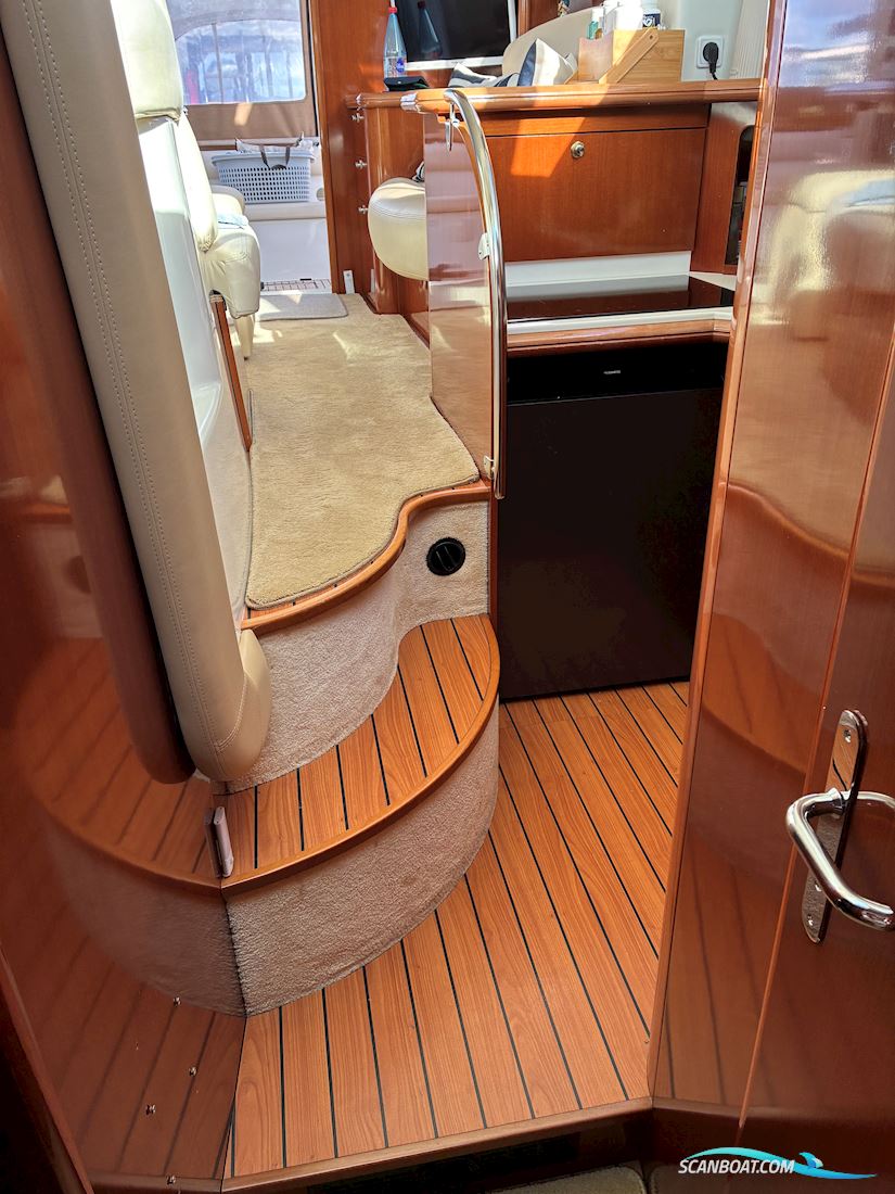 Jeanneau Prestige 36 fly