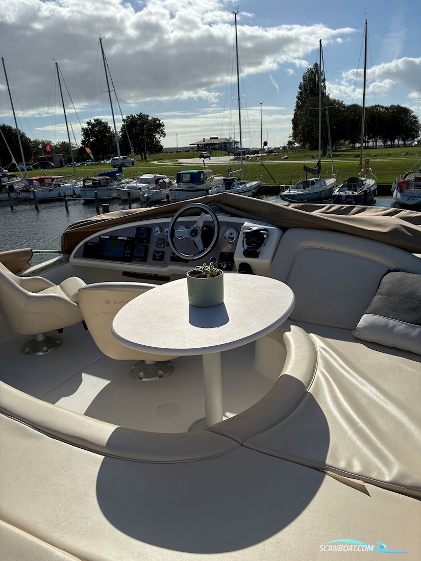 Jeanneau Prestige 36 fly