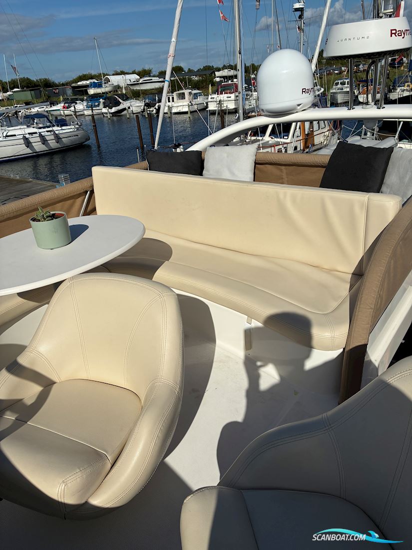 Jeanneau Prestige 36 fly