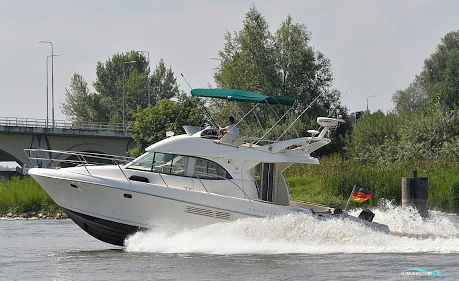 Jeanneau Prestige 36 Flybridge