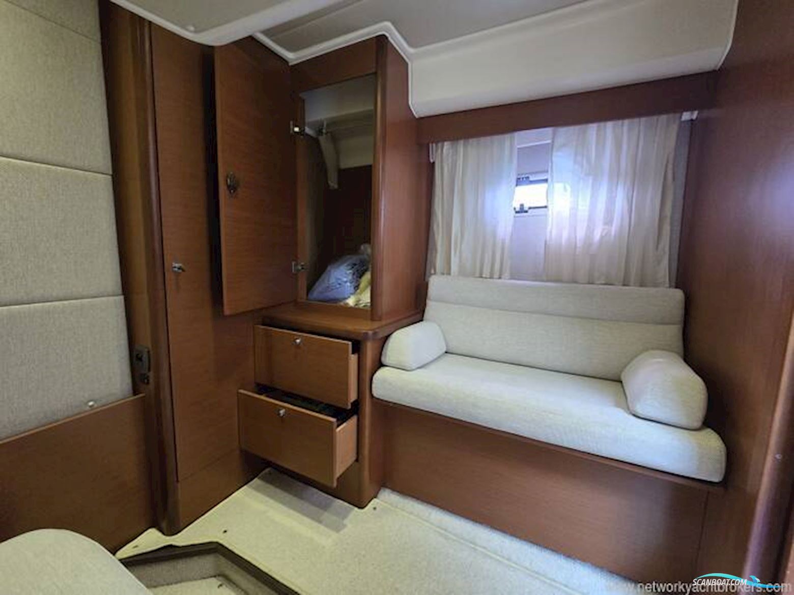 Jeanneau Prestige 390s