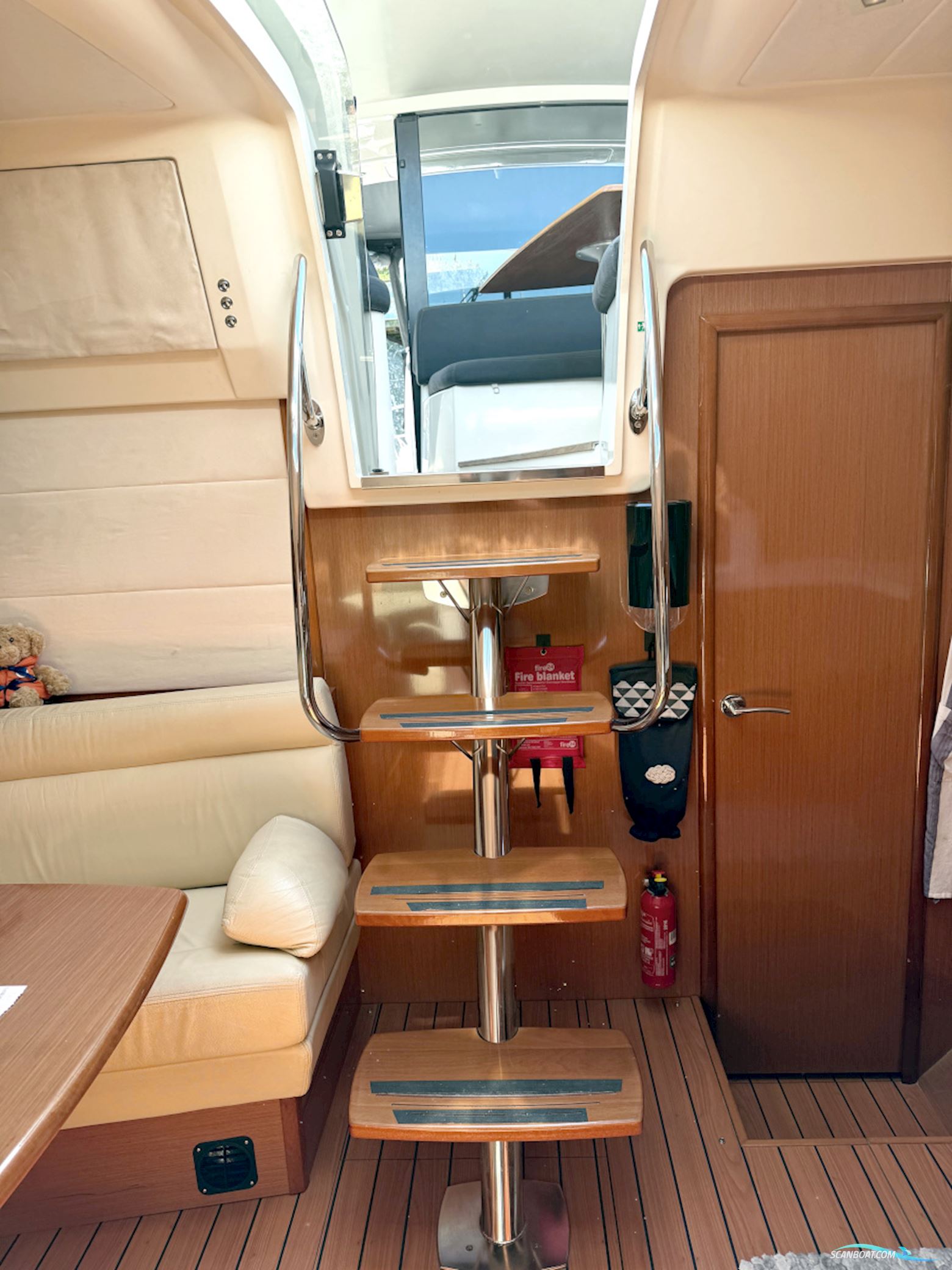 Jeanneau Prestige 42S