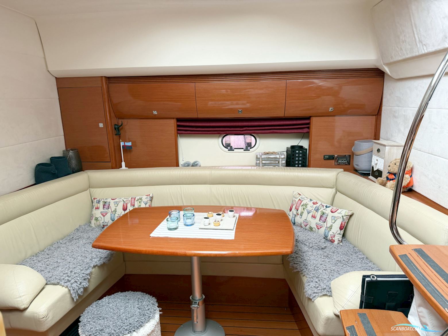 Jeanneau Prestige 42S