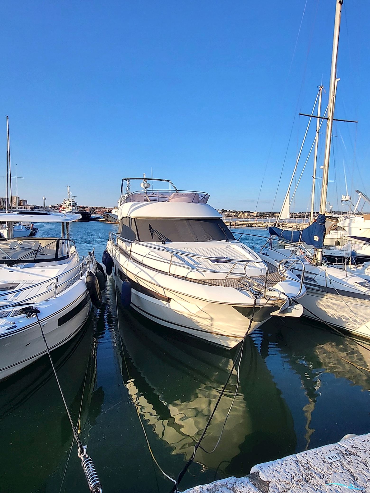 Jeanneau Prestige 450 Motorboot 2013, mit Volvo motor, Frankreich