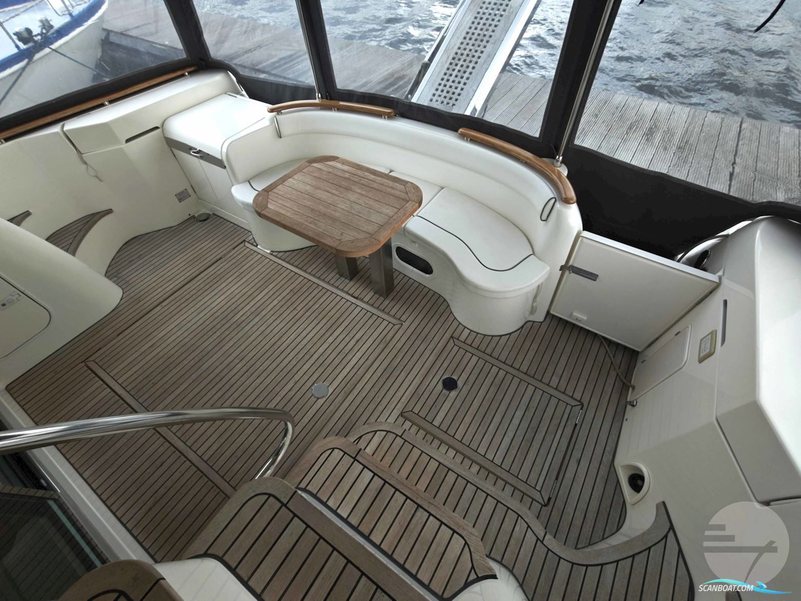 Jeanneau Prestige 46 Flybridge
