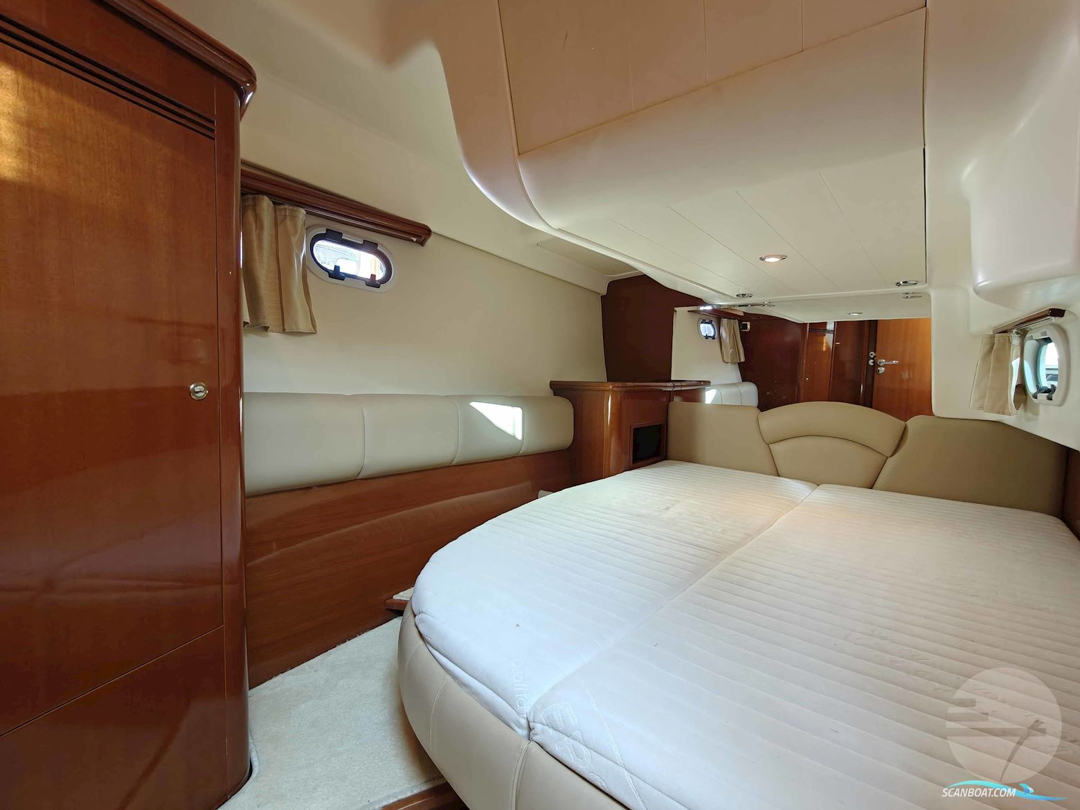 Jeanneau Prestige 46 Flybridge