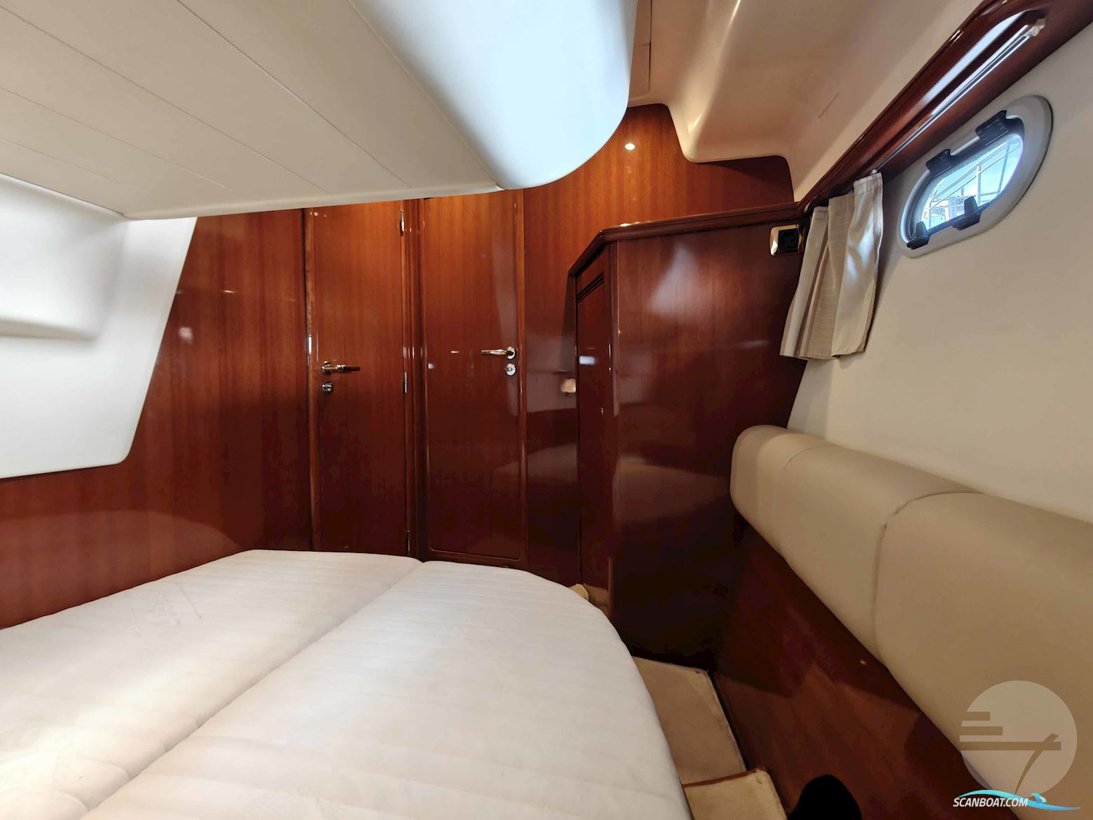 Jeanneau Prestige 46 Flybridge