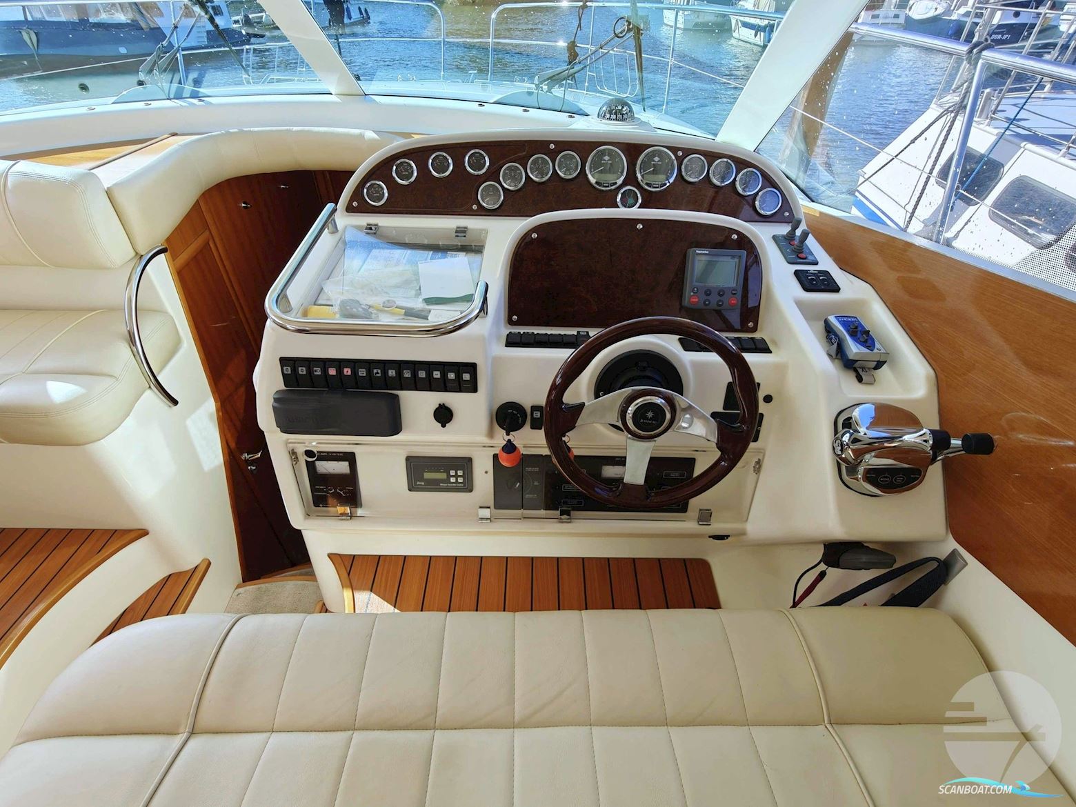Jeanneau Prestige 46 Flybridge