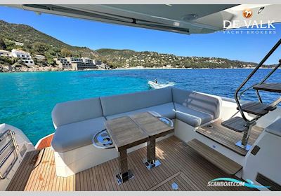 Jeanneau Prestige 50. Motorboot 2023, mit Volvo Penta motor, Frankreich