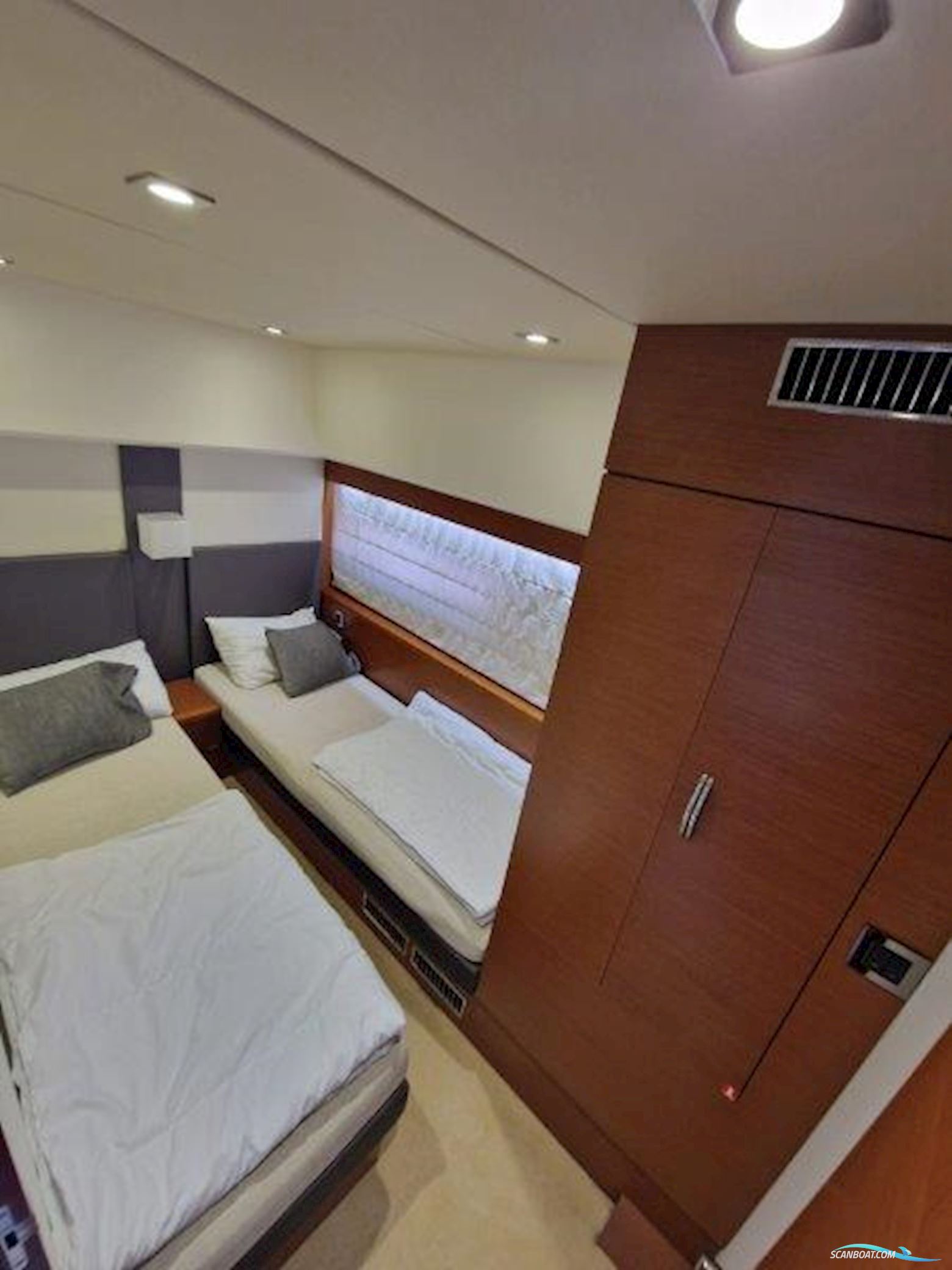 Jeanneau Prestige 550