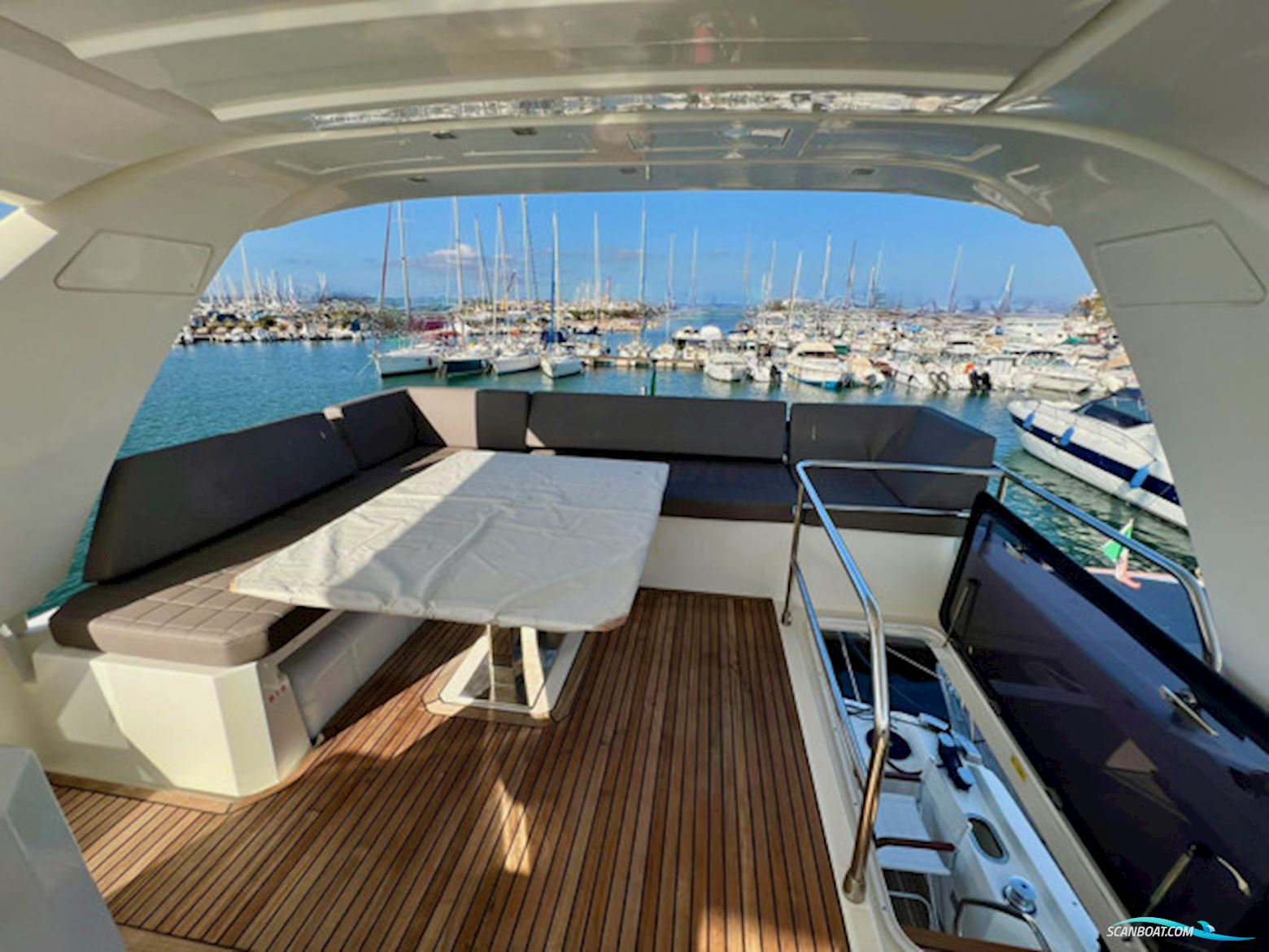 Jeanneau Prestige 630