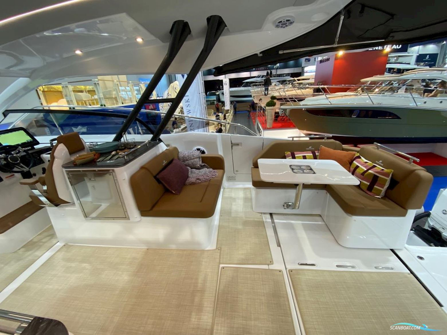 Jeanneau TH38 Twin-Hull