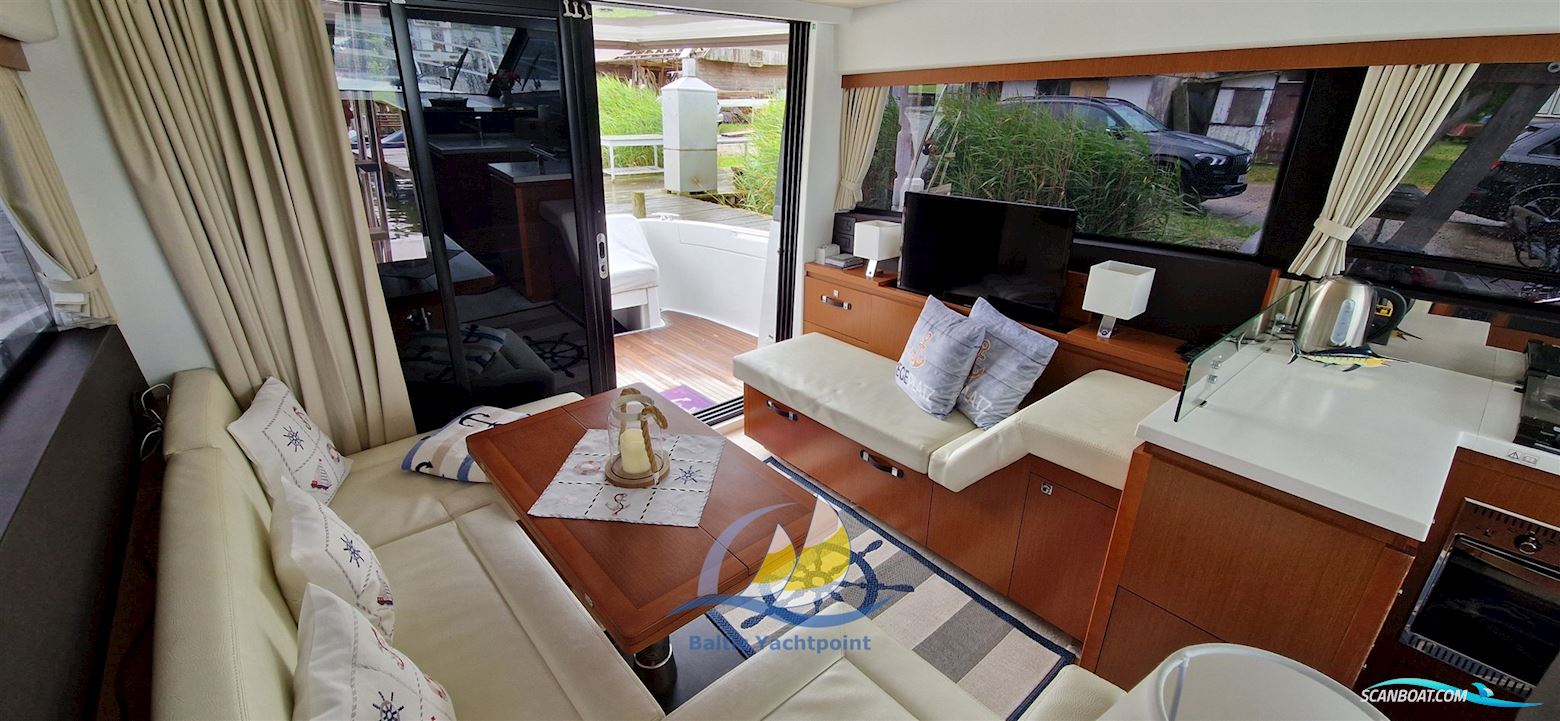 Jeanneau Velasco 43F