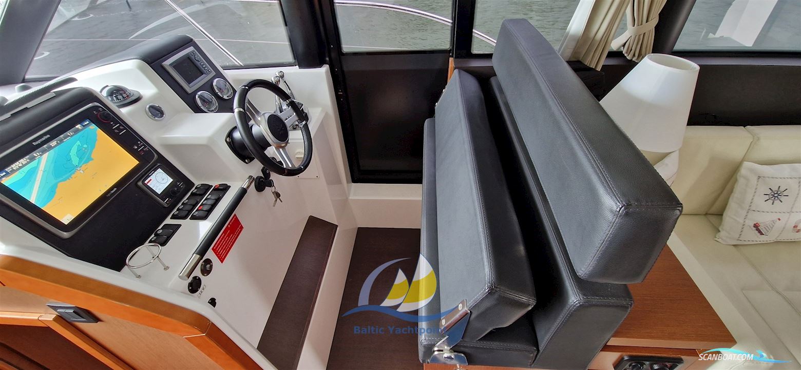 Jeanneau Velasco 43F