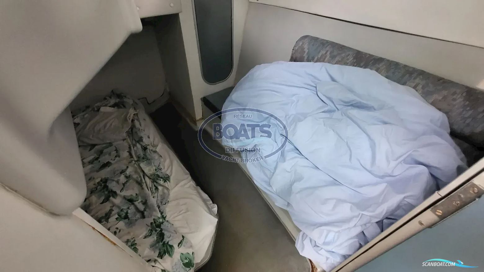 Jeanneau Yarding Yacht 27