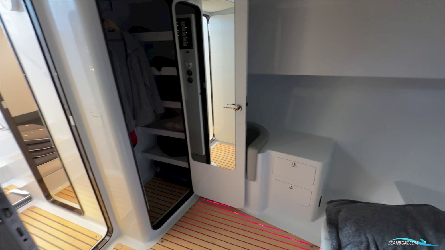 Judel Vrolijk Custom 50