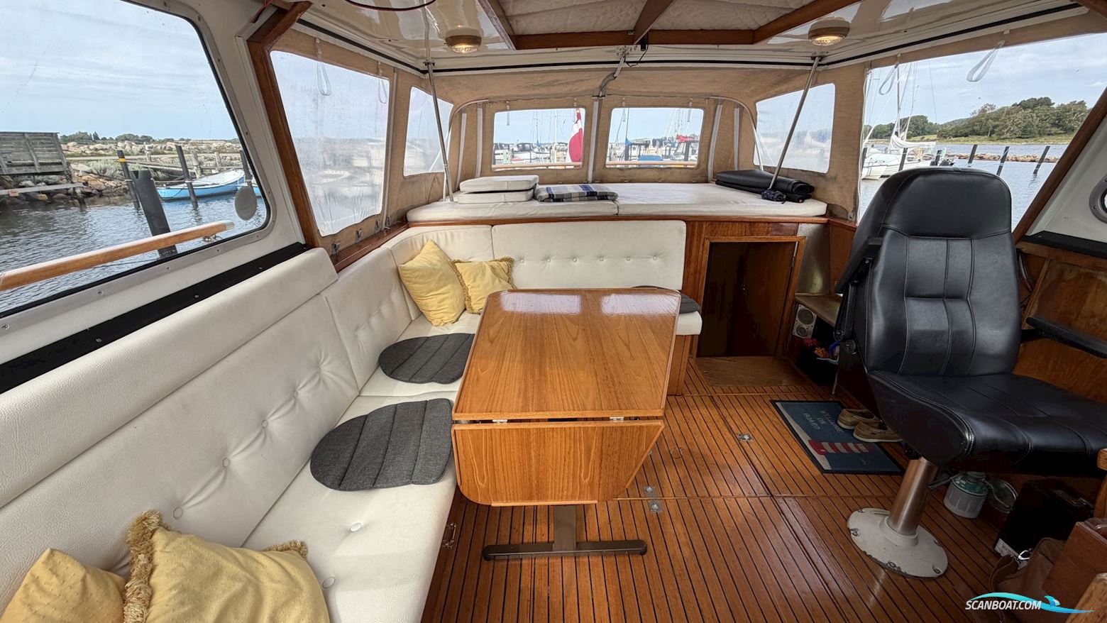 Jupiter 33