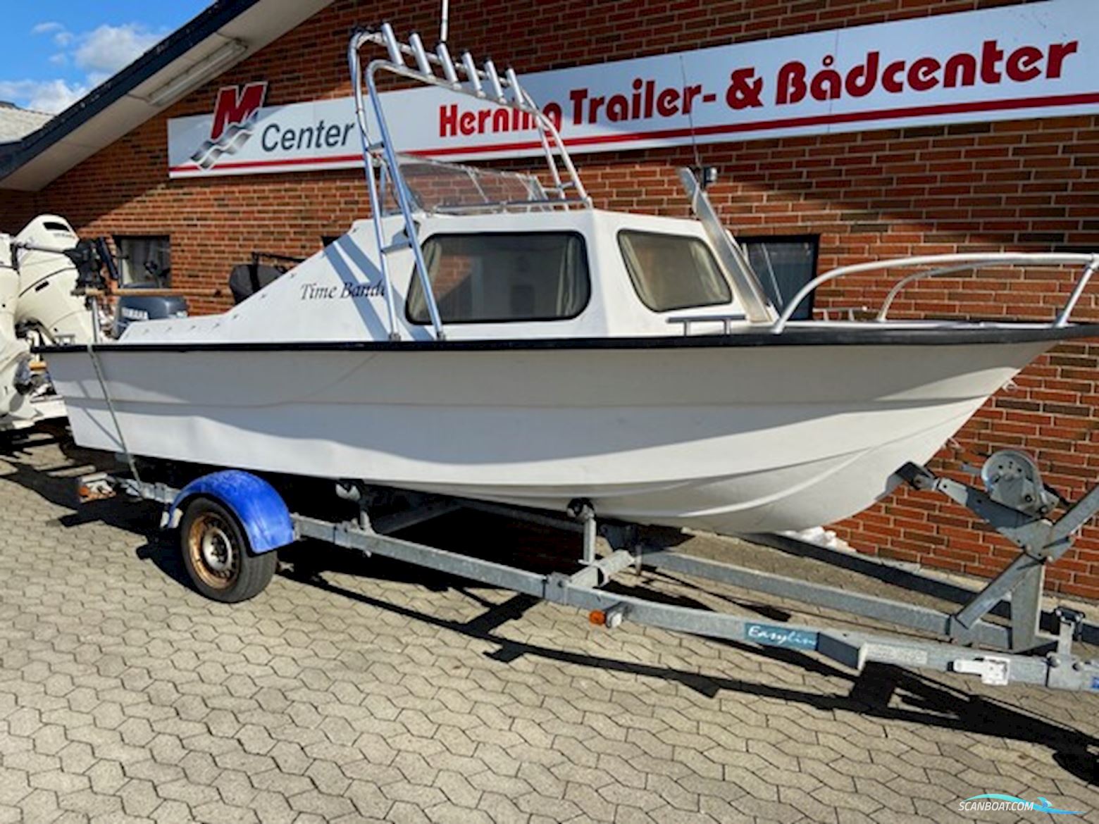 Kabinebåd 17" m/Yamaha F50 hk 4-takt