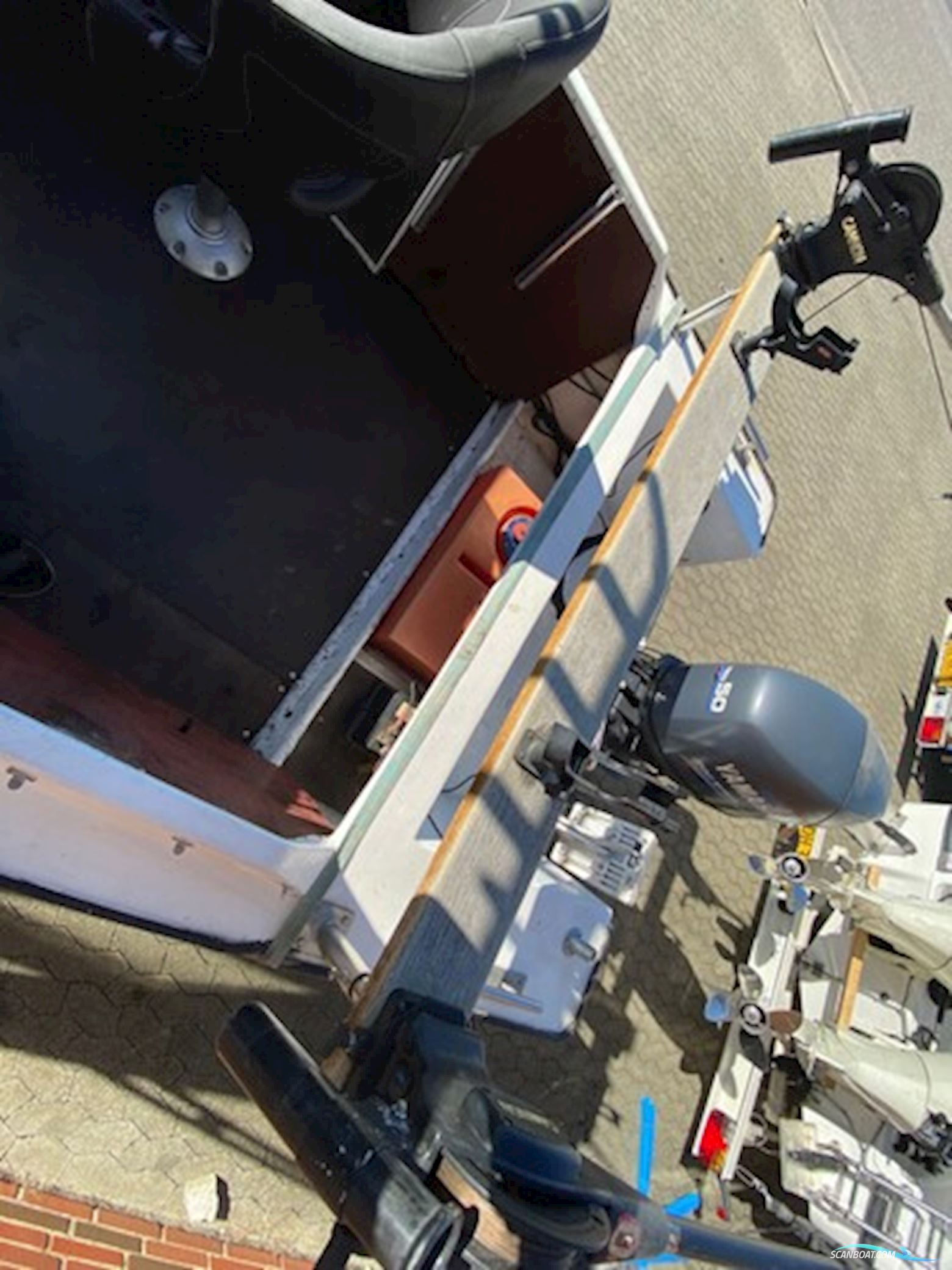 Kabinebåd 17" m/Yamaha F50 hk 4-takt