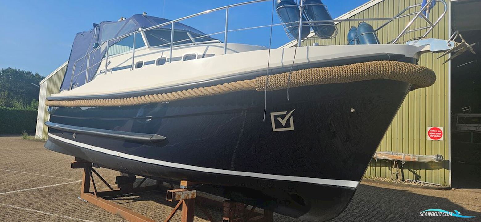 Kent 28 Launch