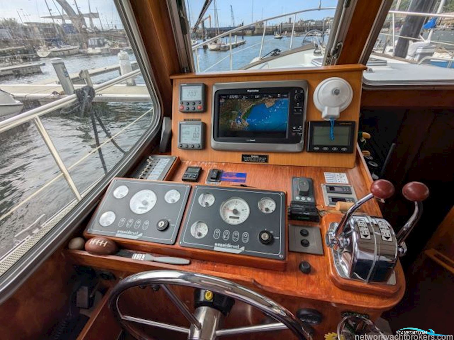 Kent Cory Yachts  33