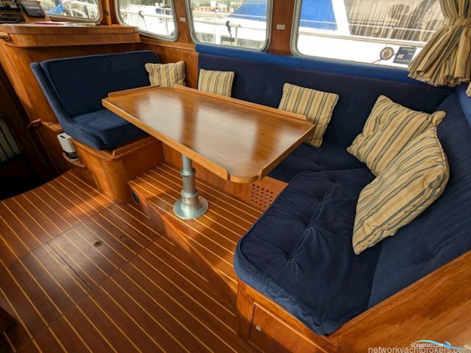 Kent Cory Yachts  33