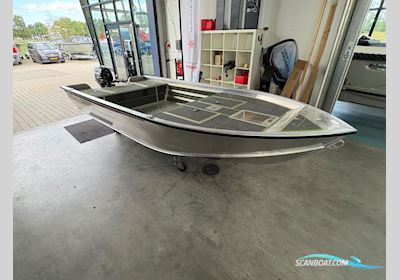 Kerman M428 Met Demo Suzuki Motor Uit 2023 Motorboot 2026, mit Suzuki motor, Niederlande