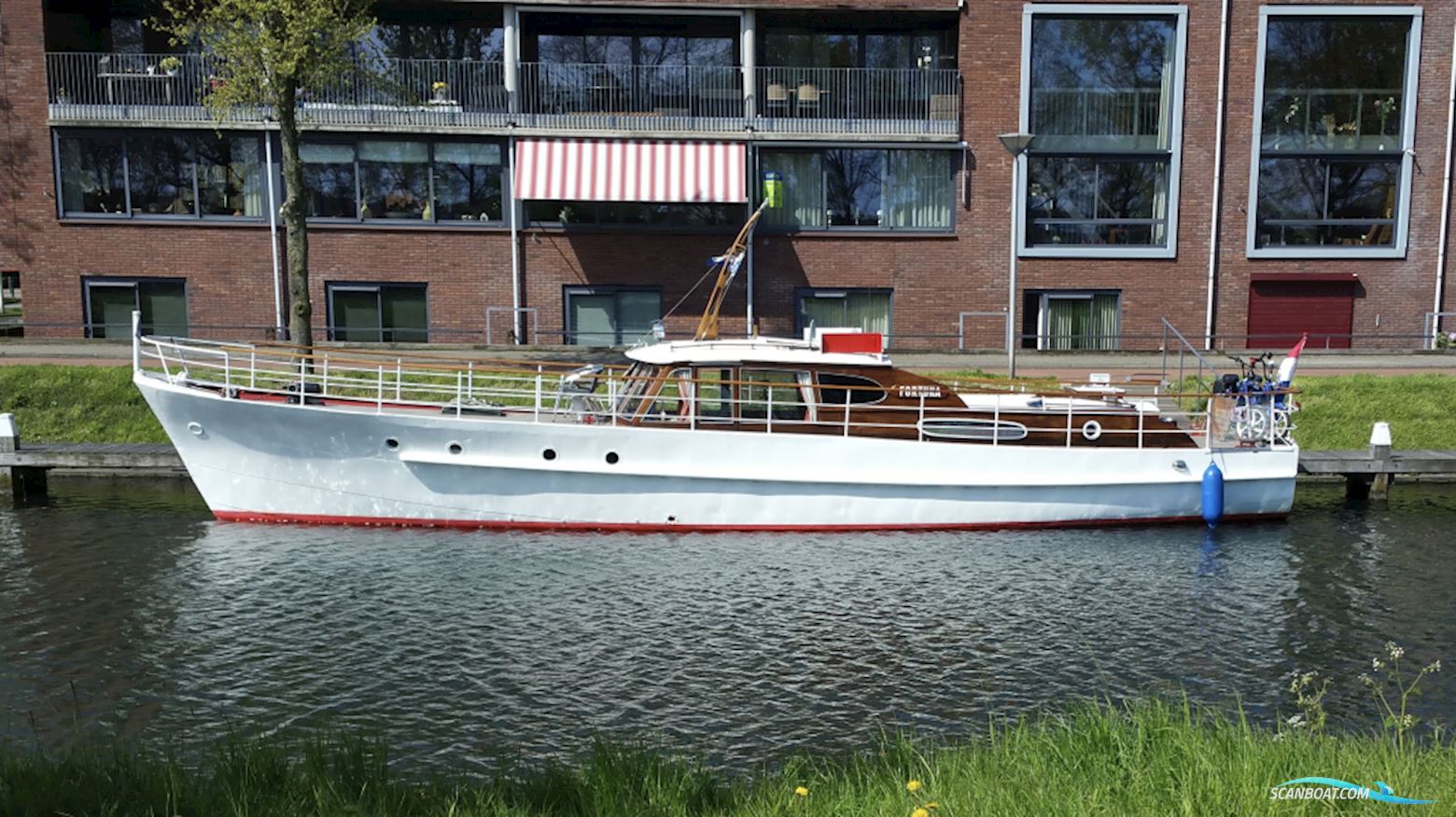 Klassiek Motorjacht - Directievaartuig Motorboot 1926, mit Ford - Leyland Thornycroft motor, Niederlande