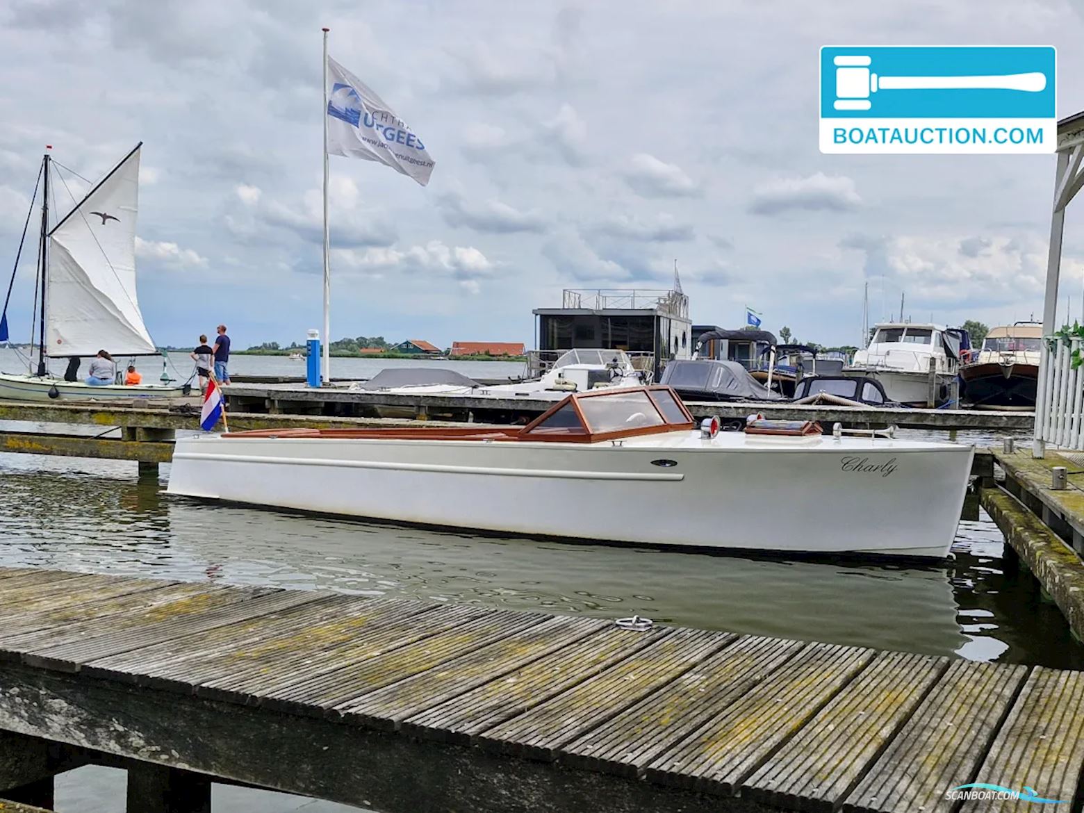 Klassieke Autoboot Motorboot 1924, mit lomatec motor, Niederlande