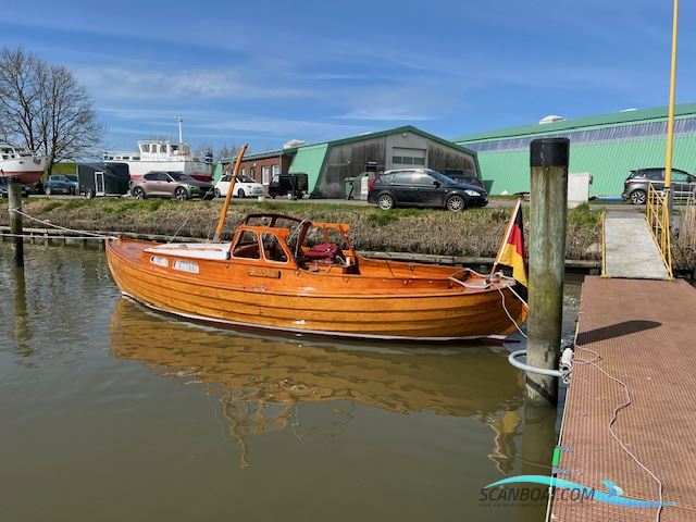 Klassisches Tuckerboot