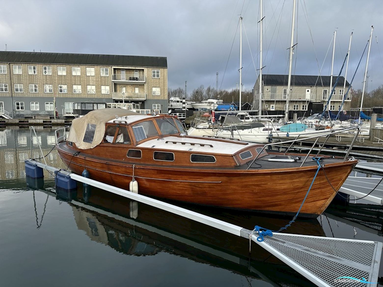 Klassisk Mahogni motorbåd/sejler
