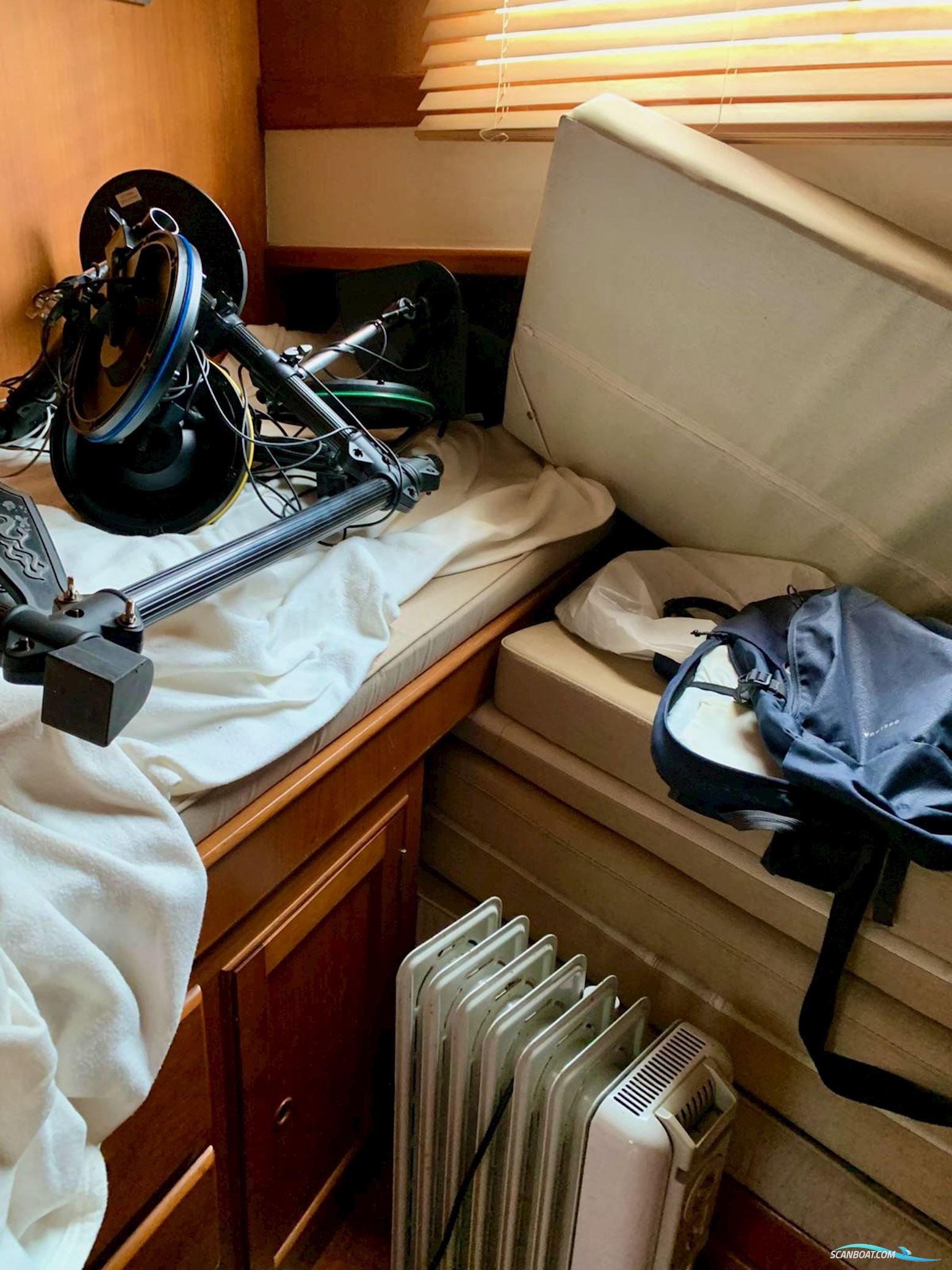 Kong And Halversen HK Island Gypsy 44