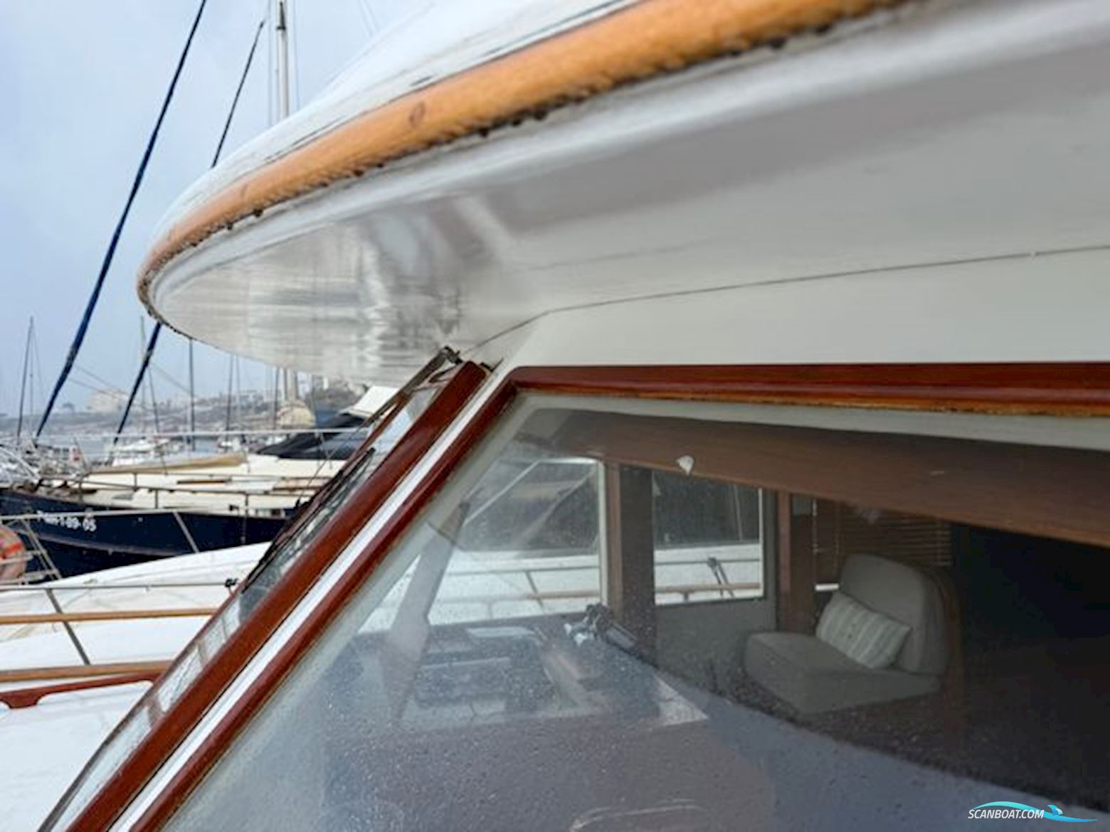 Kong And Halversen HK Island Gypsy 44