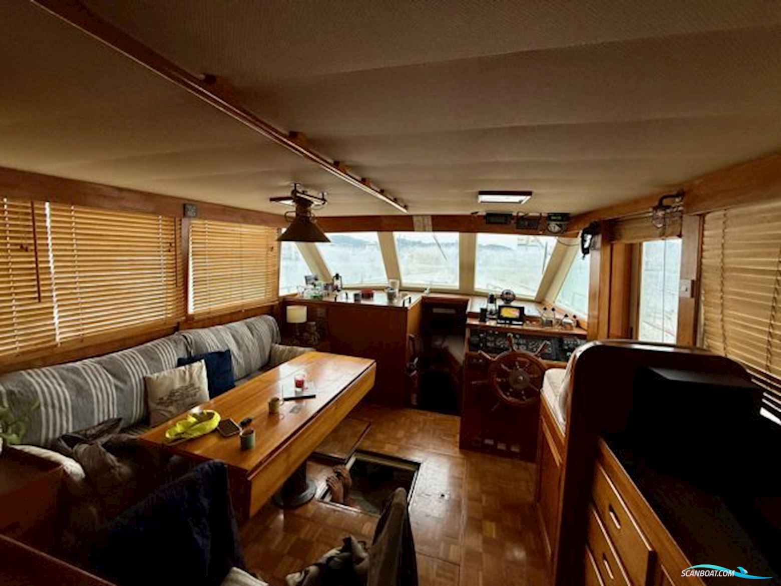 Kong And Halversen HK Island Gypsy 44